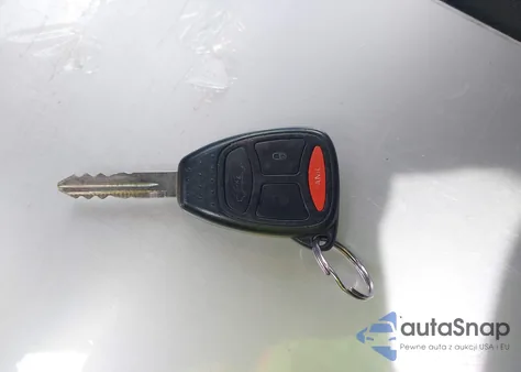 2007 Jeep Grand Cherokee Laredo z USA, uszkodzony, nr VIN 1J8GS48K27C526007